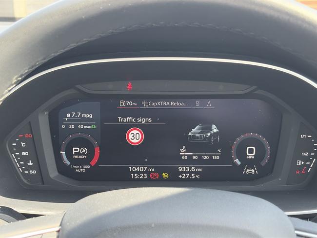 Audi Q3 Photo f685967e-ad70-44f0-b212-46bb2737296c.jpg