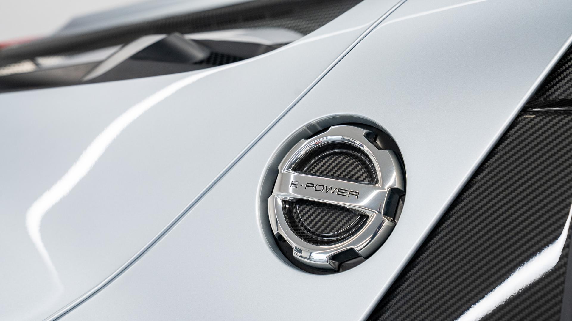 Porsche 918 Photo f6992060-9be3-4c73-80d1-082a96018878.jpg