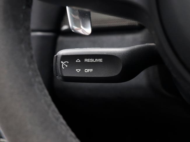 PORSCHE 911 Photo 27