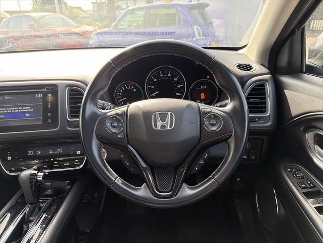Honda HR-V Photo f69d920d-8cd5-4fad-a1b6-023c1a12c3af.jpg