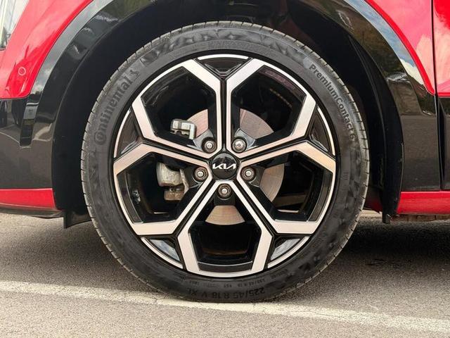 Kia Niro Photo f6a594b6-9966-4521-8cd4-d078cbf04c33.jpg