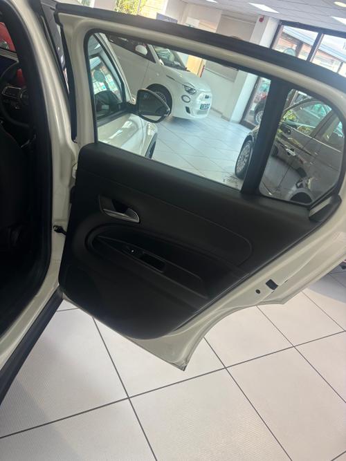 Fiat 600e Photo f6a61d16-414f-481b-9c91-cb984fe58703.jpeg