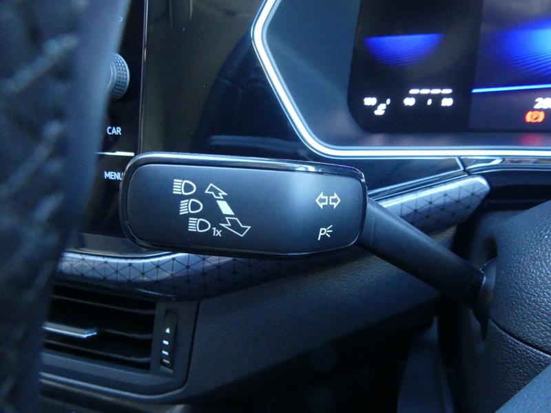 Volkswagen T-Cross Photo f6b6dc42-3610-445f-9d0f-b38706739a76.jpg