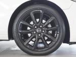 Mazda 3 Photo 1