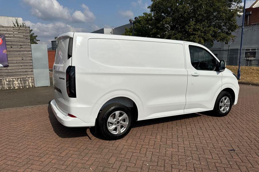 Ford TRANSIT CUSTOM Photo f6c9c497-97cd-41e1-9c7c-c72796316290.jpg