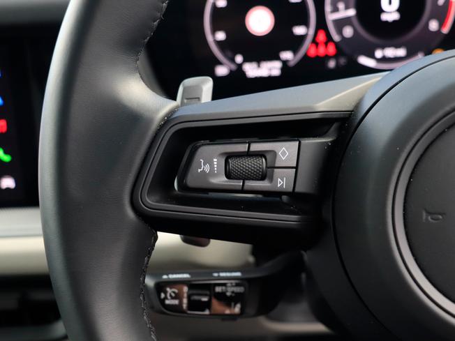 PORSCHE Cayenne Photo 22