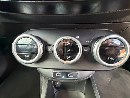 Fiat 500X Photo f6e05ce0-d6e9-41f1-bb1c-631ecb5be09b.jpeg