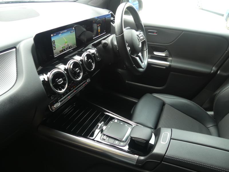 Mercedes-Benz B Class Photo f6e2cd39-902b-428b-8691-e24acdf99758.jpg