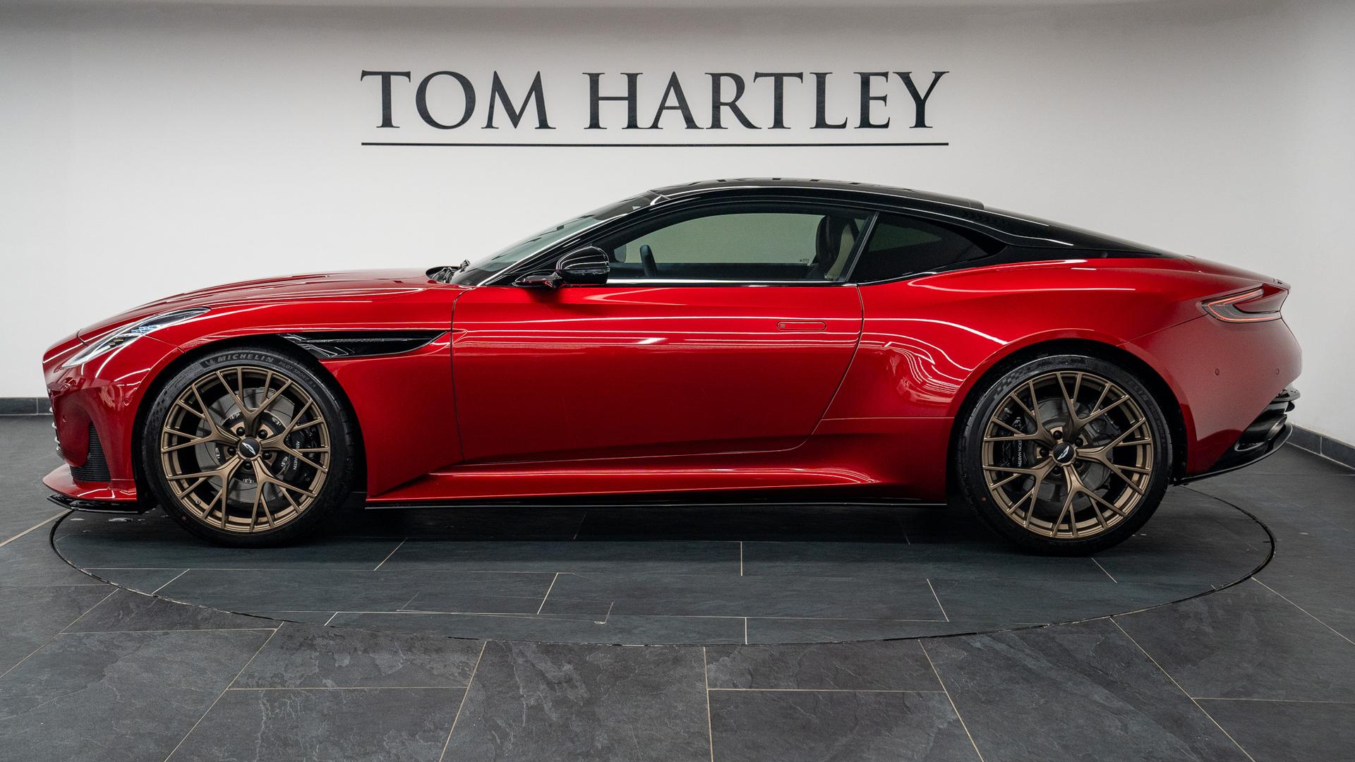 Aston Martin DB12 Photo f6e908b4-d1fe-45db-b0c6-be79da501d6d.jpg