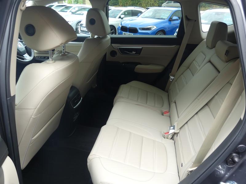 Honda CR-V Photo f6f067e9-a77f-4a6c-8f78-8d24b0da8be8.jpg