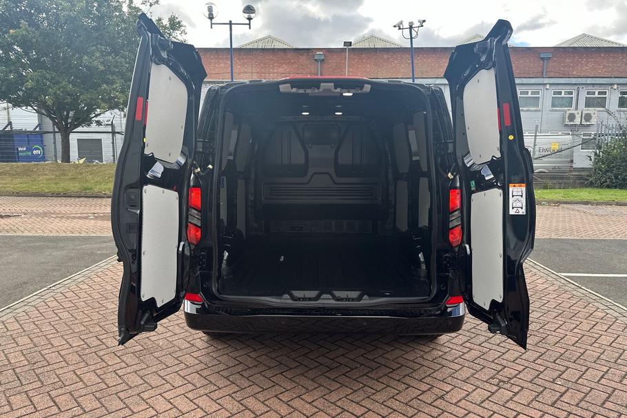Used Ford TRANSIT CUSTOM CUSTOM28 7