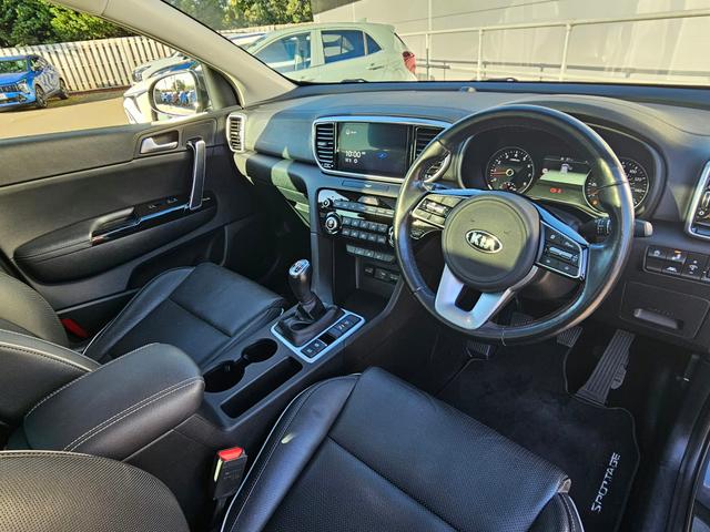 Kia Sportage Photo f702d9d7-35ad-42f0-bb8b-f457bf6f7851.jpg