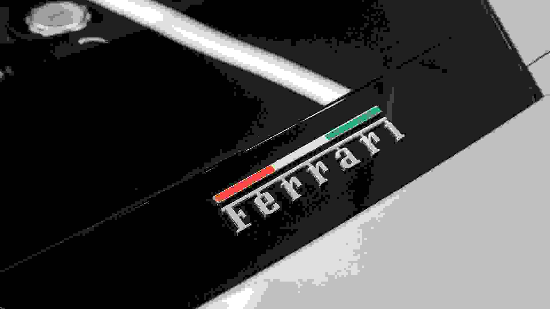 Ferrari 488 Photo f70bafc9-3dc2-463b-b8b0-87a3493e574f.jpg