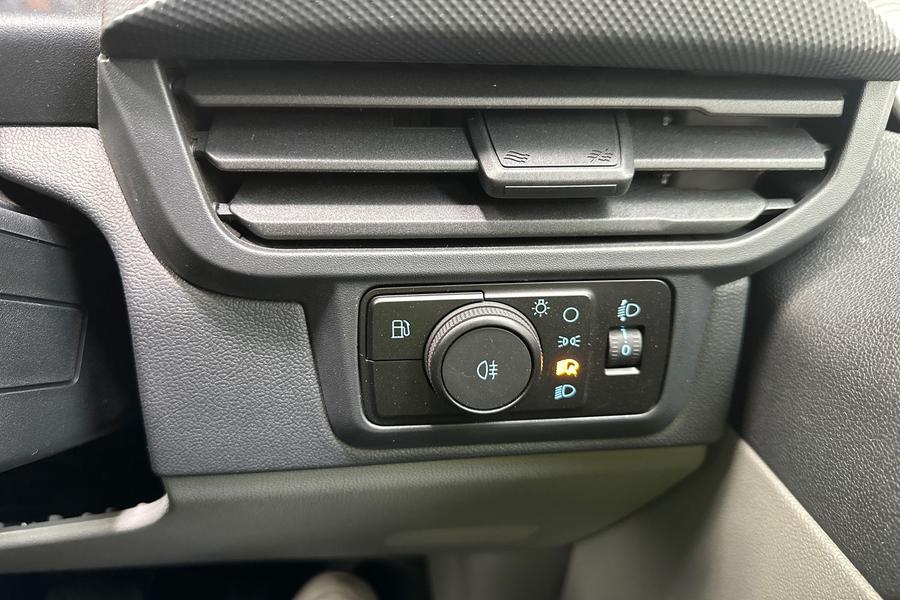 Ford TRANSIT CUSTOM Photo f724d8fb-c495-4b1a-8321-b45660f3a9c0.jpg