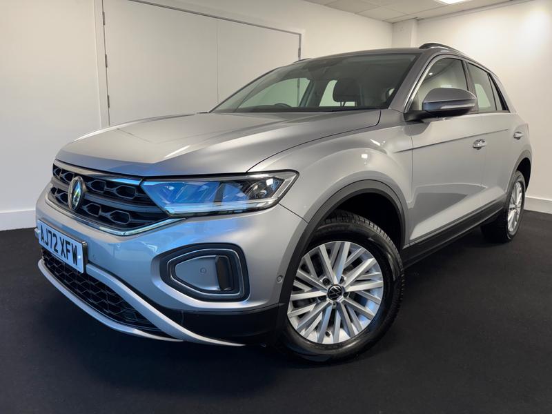 Volkswagen T-Roc Photo f74b989a-bc11-4b7c-a725-77b3b1e54669.jpg