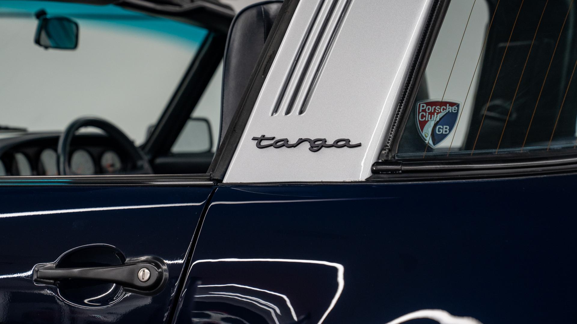 Porsche 911 Carrera Photo f75540ae-fc46-425b-be73-398c2ce8c60b.jpg