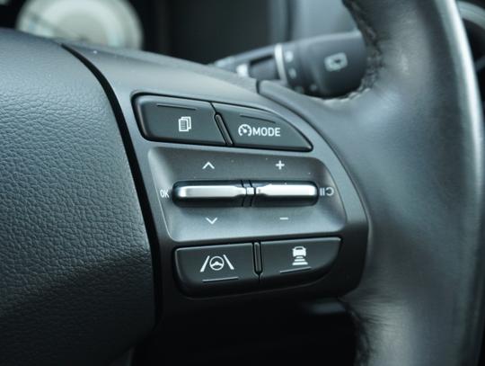 Hyundai KONA Photo f76786f6-cd74-4fb3-9845-ddada90b2359.jpg