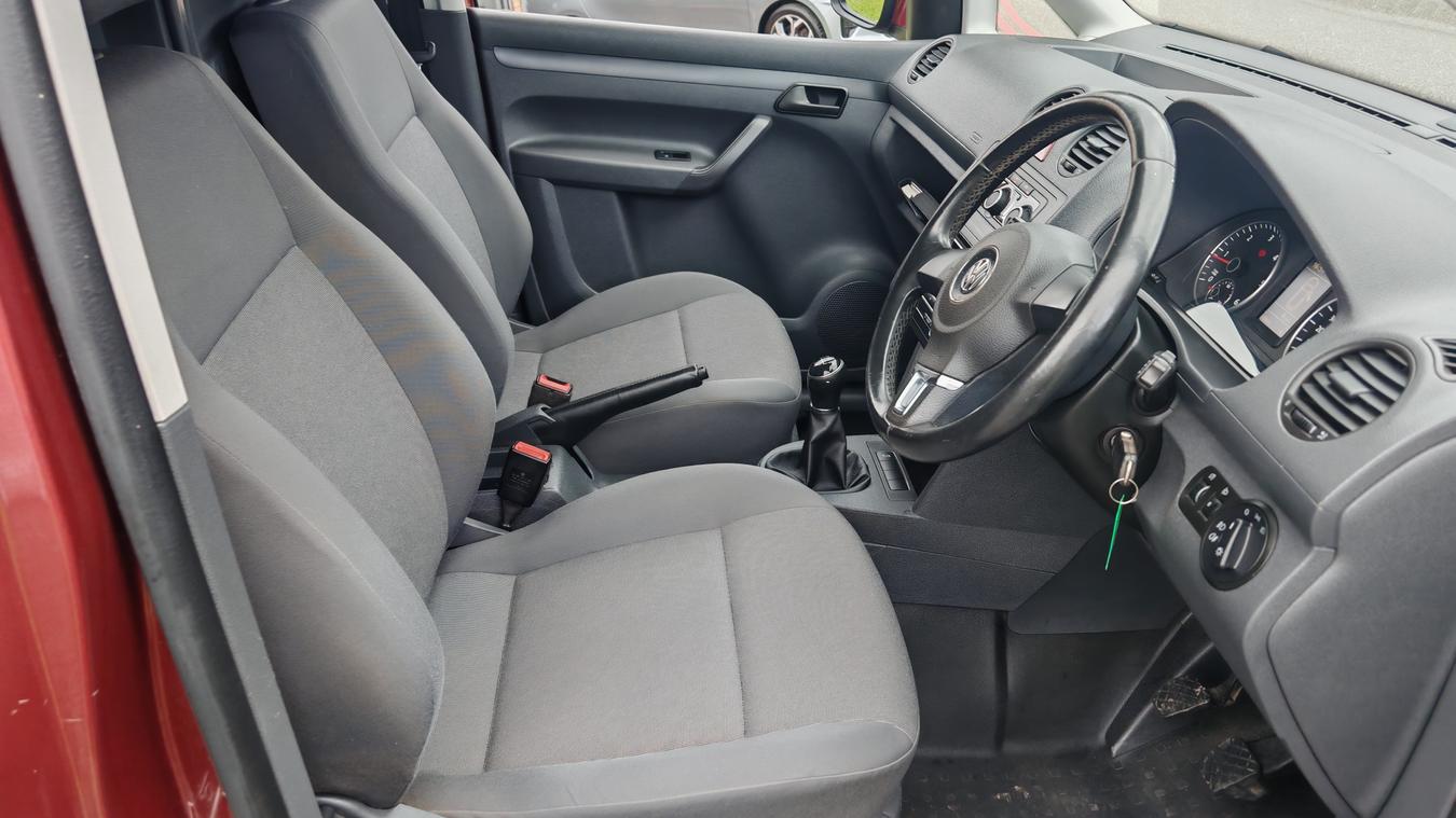 Used Volkswagen Caddy GJ64XTV 10
