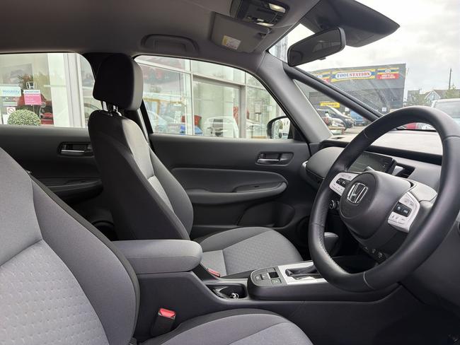 Honda Jazz Photo f7b3955e-3e85-4260-82fc-bd38ddc14ad2.jpg