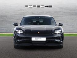 PORSCHE Taycan Photo 4