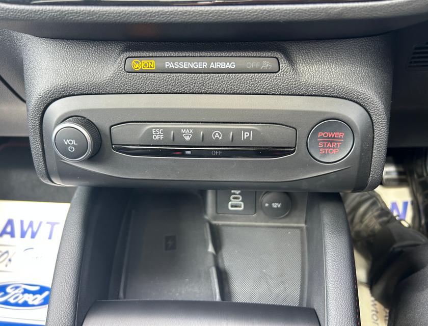 Ford Focus Photo f7ce57e2-220c-4e97-ae77-ed5152fb763a.jpg