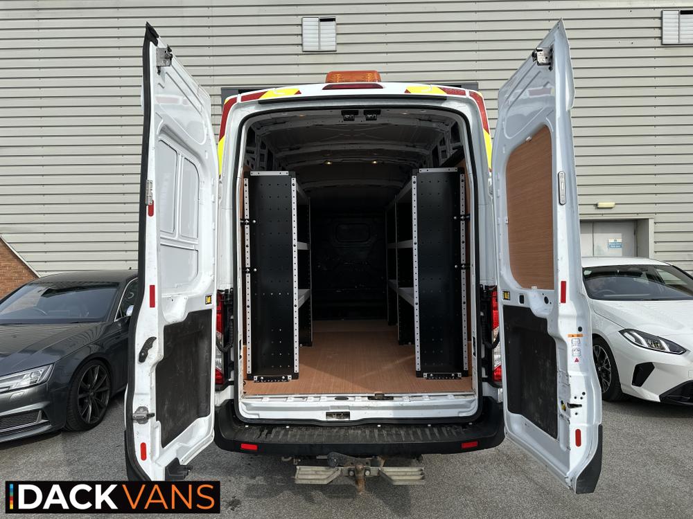 Ford Transit Photo f7e25016-509b-4852-9d74-44f7b6fd790b.jpg