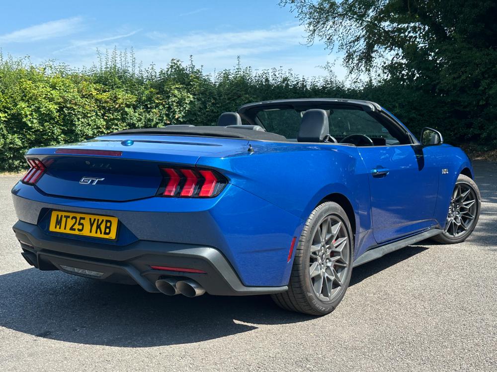 Used Ford Mustang MT25YKB 6