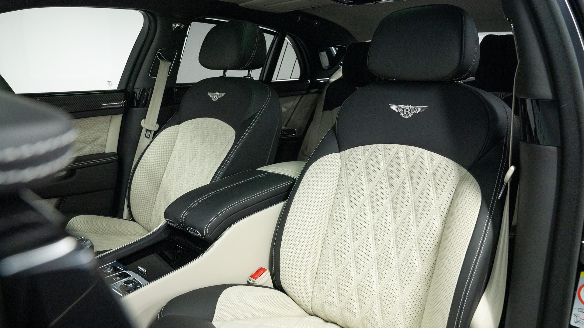 Bentley Mulsanne Photo f80ac699-7507-4fea-b636-41dadb4bb42e.jpg