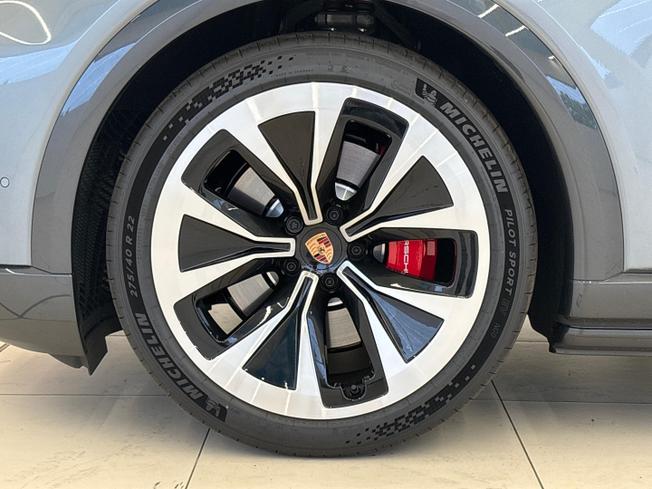 Porsche Cayenne Photo 25