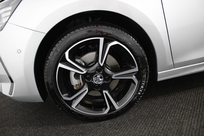 Vauxhall Corsa Photo f80c3913-b3da-43e2-90a4-c41ec6102b2e.jpg