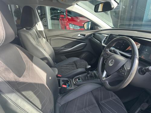 Vauxhall Grandland Photo f80e4f5d-c1a7-4301-a93d-64e8f75d77f4.jpeg