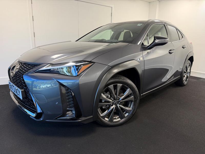 Lexus UX Photo f811689a-8b09-4c91-bfaf-a888af2e220a.jpg