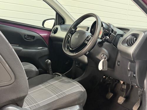 Peugeot 108 Photo f82142e8-8f65-4fd4-b2ac-e92ab4342ce9.jpeg
