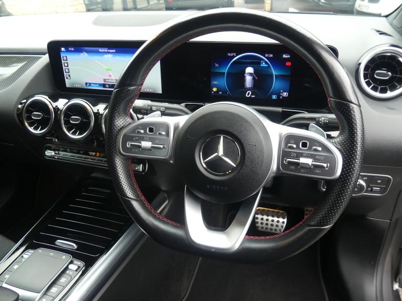 Mercedes-Benz B Class Photo f825e186-6821-4d48-a5ec-d2c026c47e3f.jpg
