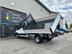 Ford Transit Photo 32
