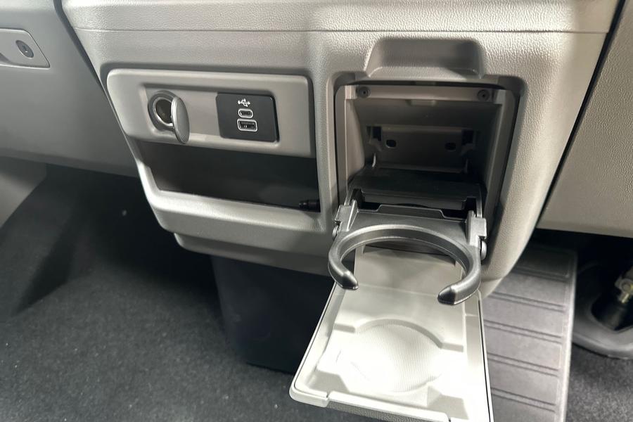 Ford TRANSIT CUSTOM Photo f856579b-25dc-4363-8fac-38cb0ee8644e.jpg
