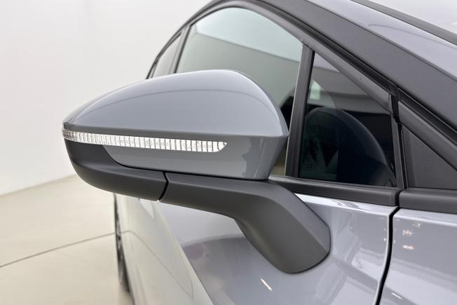 VOLKSWAGEN ID.4 Photo 20