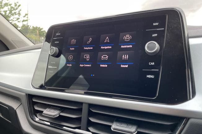 VOLKSWAGEN T-Roc Photo 20