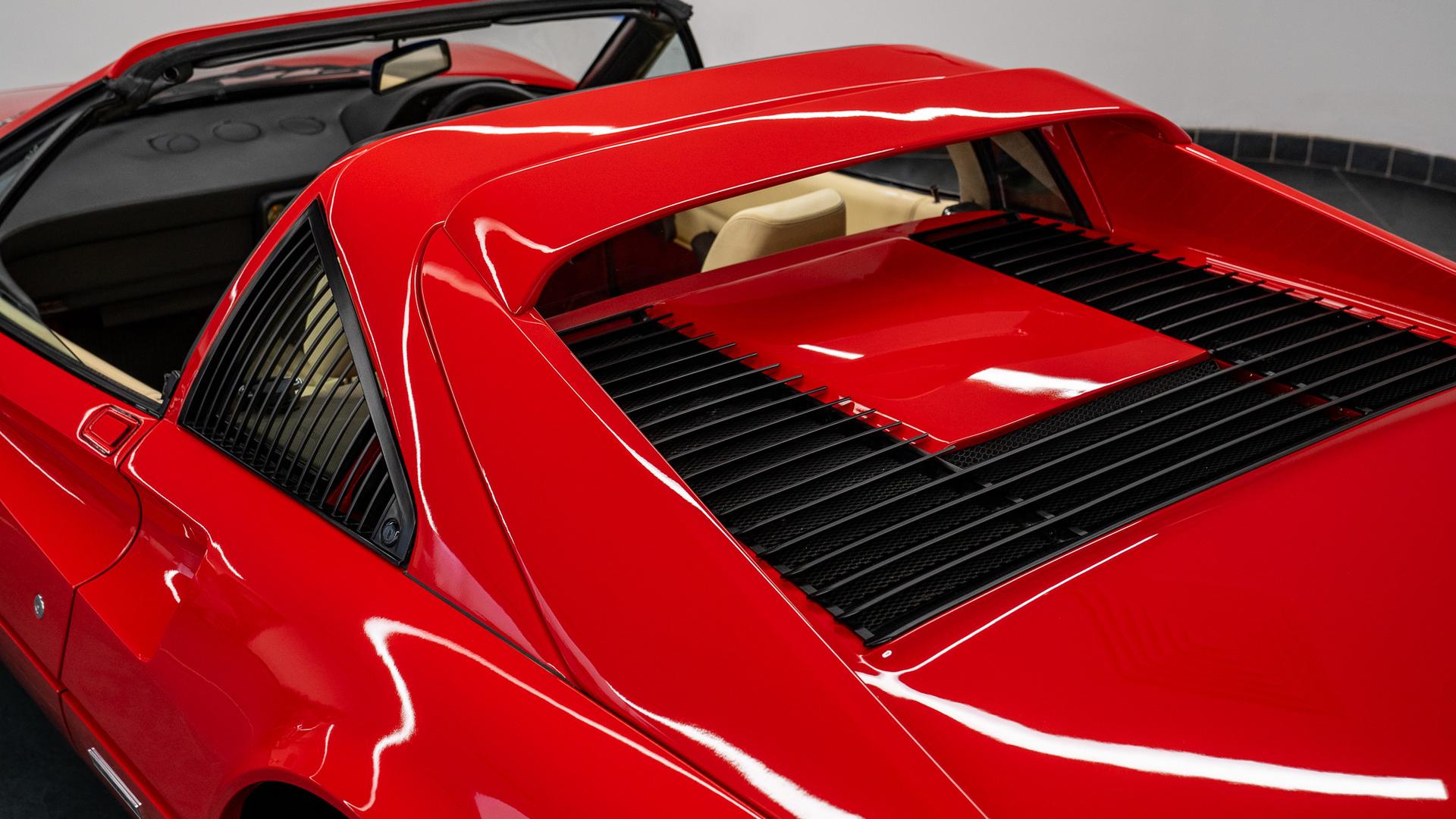 Ferrari 328 Photo f8626141-8e3f-4a3e-8ca8-a189862cf8a8.jpg