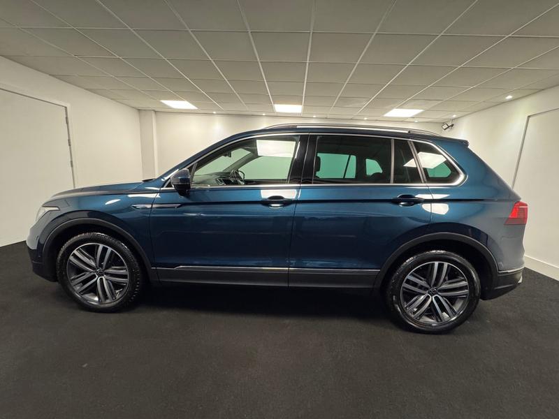 Volkswagen Tiguan Photo f864c0d0-941e-4a39-9c4d-92598c24b9aa.jpg