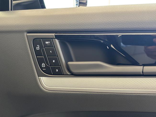 PORSCHE Cayenne Photo 34