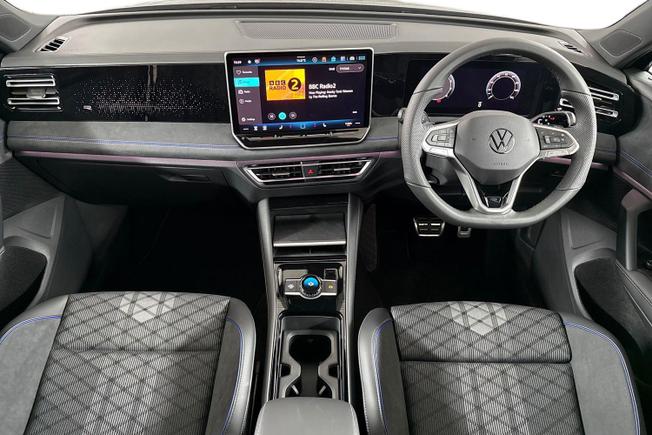 VOLKSWAGEN Tiguan Photo 10