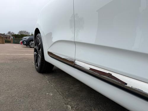 Renault CLIO Photo f87d9139-3235-4c8f-b458-f7fddf9f6081.jpg
