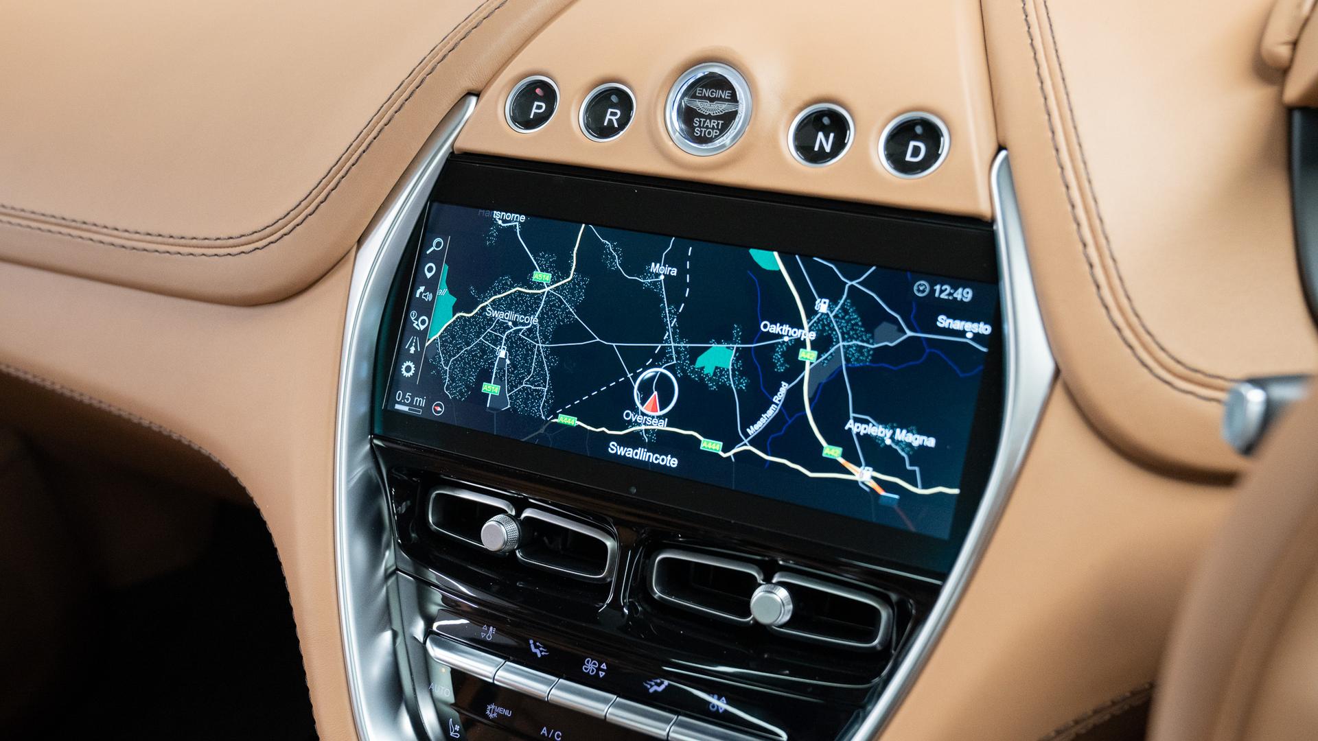 Aston Martin DBX Photo f87e05ce-bc5e-4165-aaf5-8ac6cb4bfbdc.jpg
