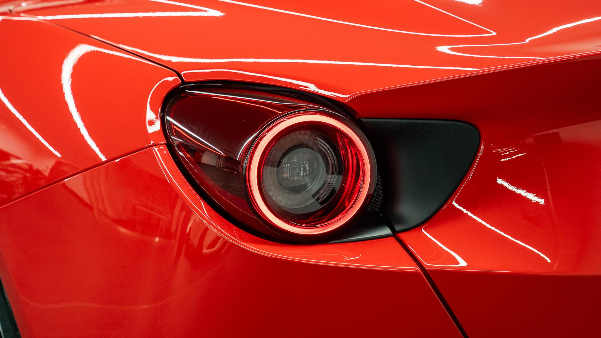 Ferrari Portofino Photo f887d87d-15ea-4f1b-a3e9-bd087cb932c5.jpg