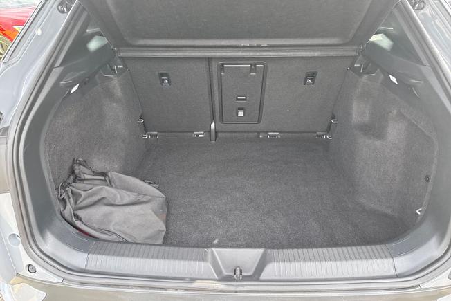 Volkswagen ID.4 Photo 9