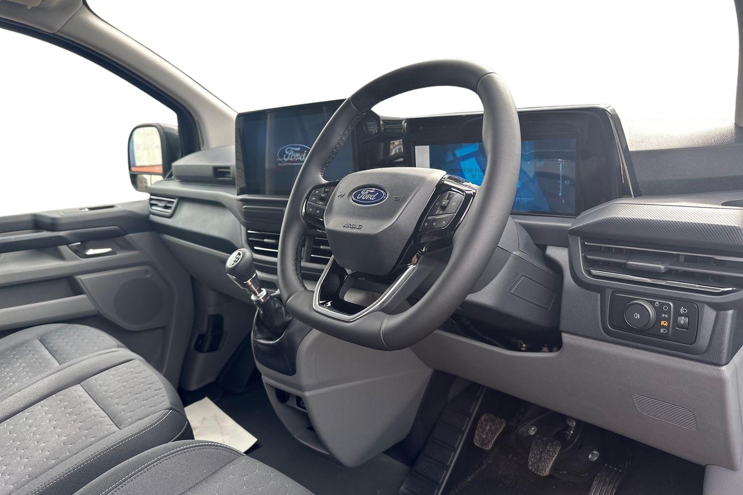 Ford TRANSIT CUSTOM Photo 14