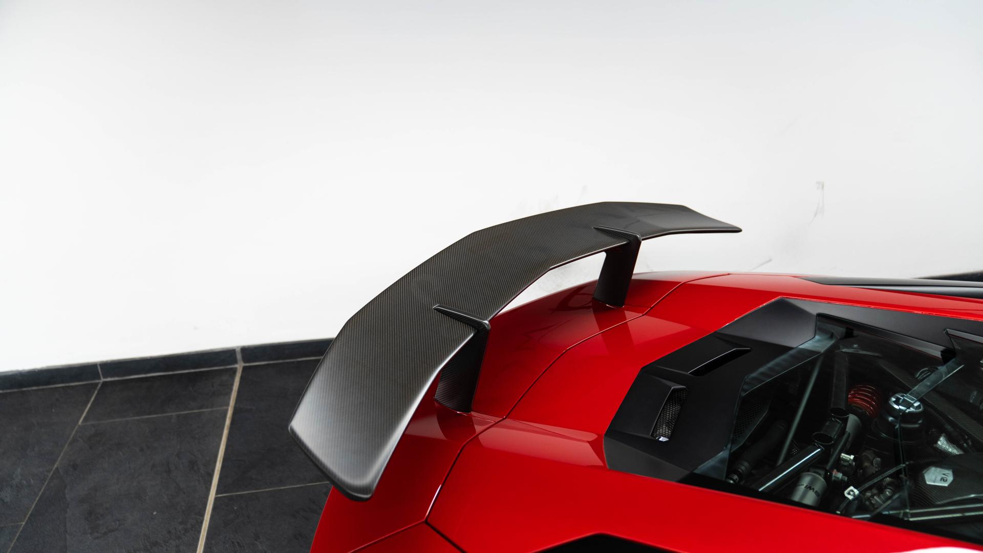 LAMBORGHINI Aventador Photo f8a21c44-2453-48a6-8522-19966b55bc3c.jpg