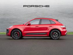 PORSCHE Macan Photo 5