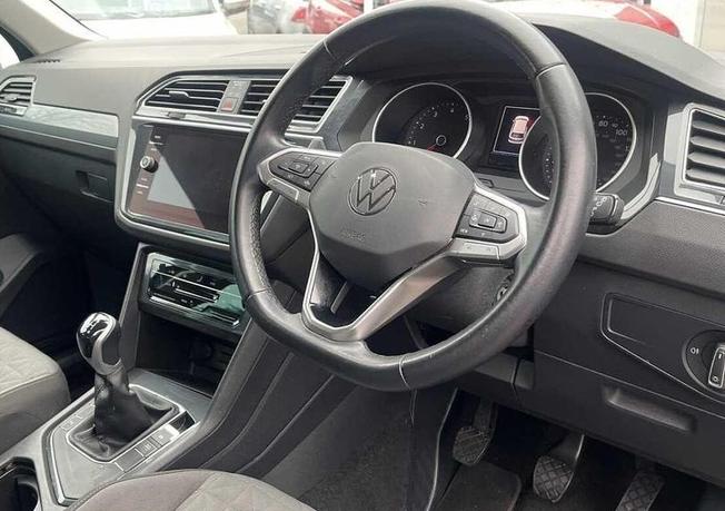Volkswagen Tiguan Photo 8